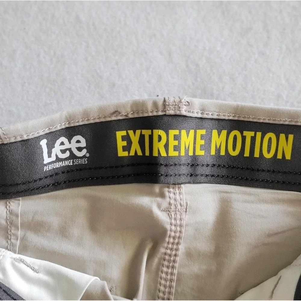 Lee‎ Extreme Motion Cargo Shorts 28 Flex Waistband Performance Stretch New NWT
